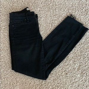 NWOT Madewell Distressed Jeans